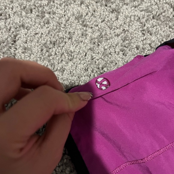 Lululemon speed up Women's Pink Athletic Shorts - Picture 7 of 10